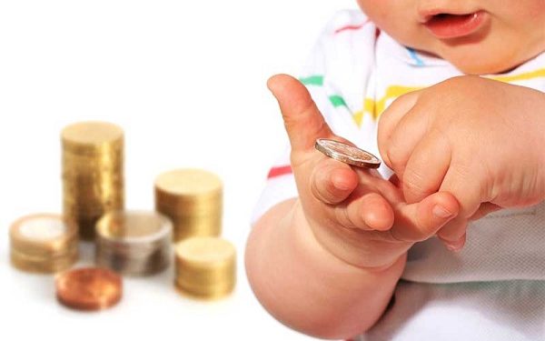 З України не випустять  25 тисяч злісних неплатників аліментів