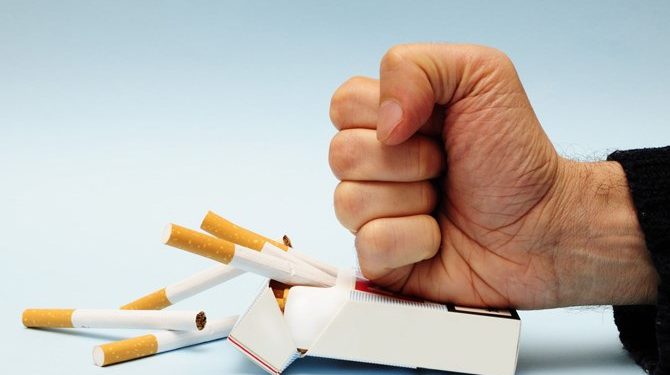 Жителі Тернопільщини стали менше курити