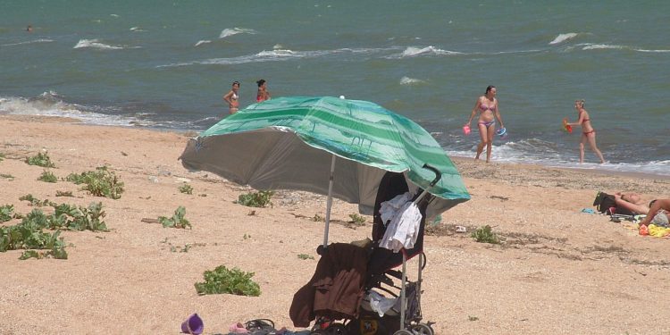 У Затоці кімната в готелі – 1000 грн на добу, на Арабатці – 160.