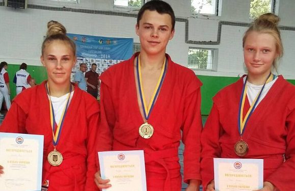 Тернопільські студенти перемогли у Кубку України із самбо