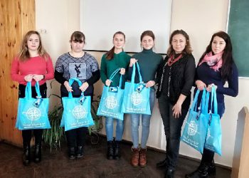 Бережанські студенти допомогли дітям