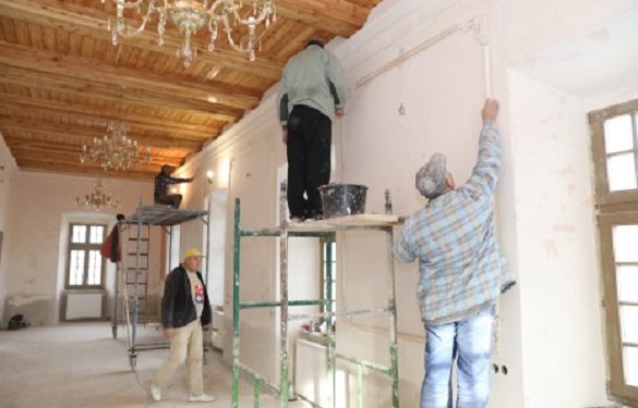 У Бучачі триває реконструкція історичної ратуші