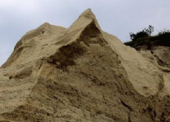 Теребовлянець накопав пісковику на кримінал