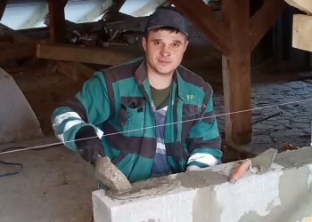 Історія успіху: колишній воїн з Бережан зайнявся будівельними роботами