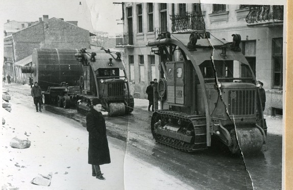 Важка техніка на вулицях Бучача