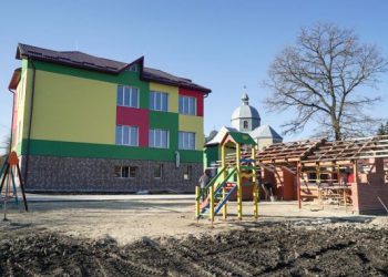 завершили будівництво