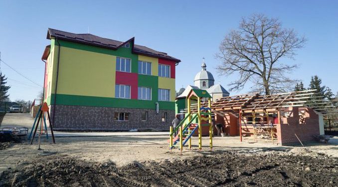 завершили будівництво