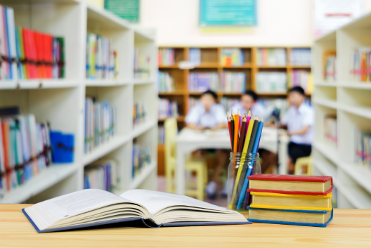 підручники в школі