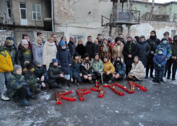 Помолилися