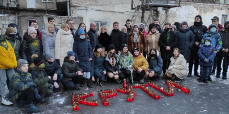 Помолилися