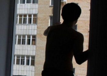 стрибок у вікно