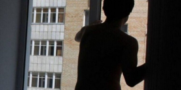 стрибок у вікно