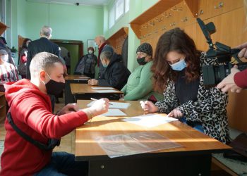 журналісти