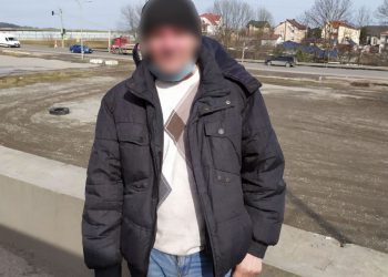 підроблені документи