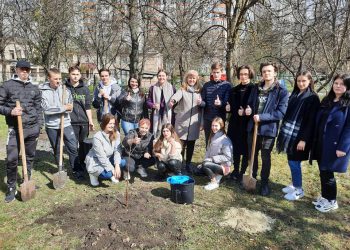 посадили сад