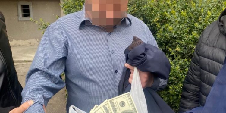 спіймали на корупції