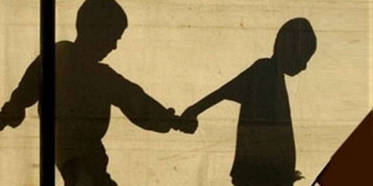 РФ вербує українських дітей