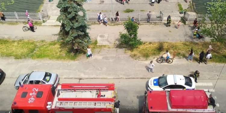 рятувальники