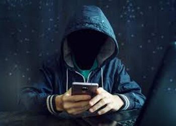 Аферист виманив у жінки 15 тисяч гривень