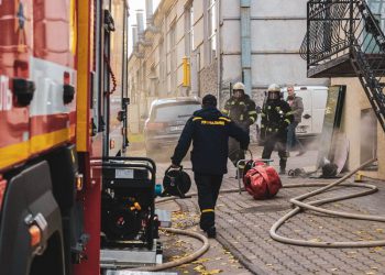 рятувальники