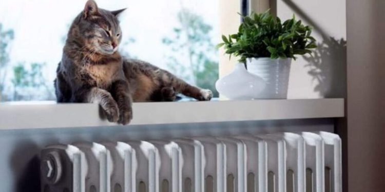 Примхи погоди змусили відновити опалювальний сезон