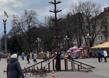 центральна ялинка