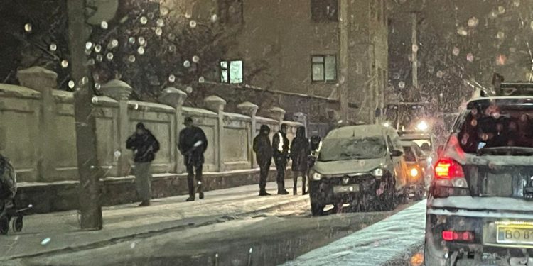 зіткнулися