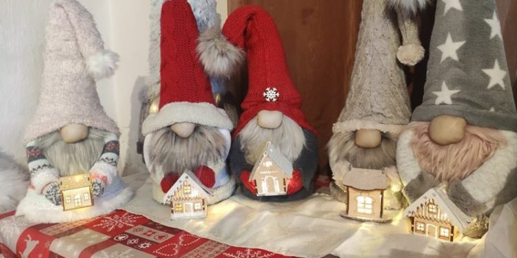 своїми руками