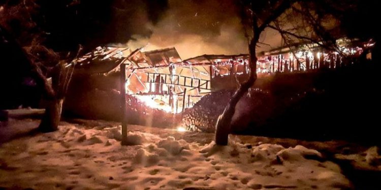 згоріло приміщення