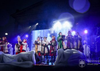 виступ колядники