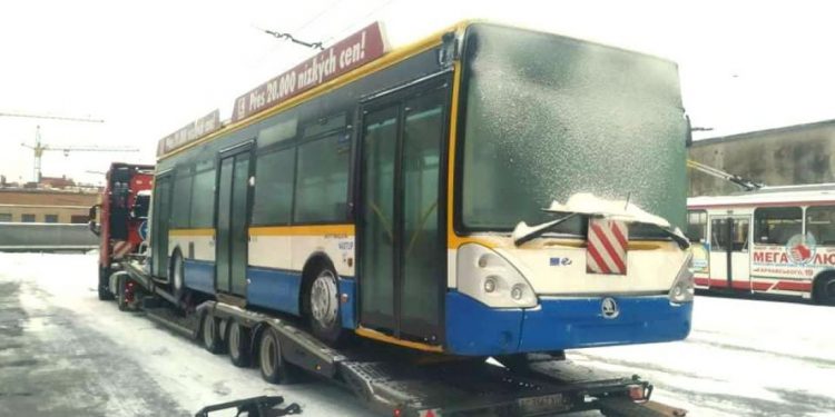 громадський транспорт