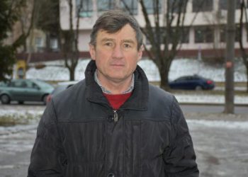 невакцинований