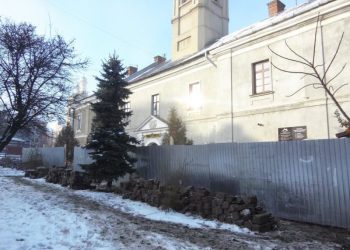 в Бережанах