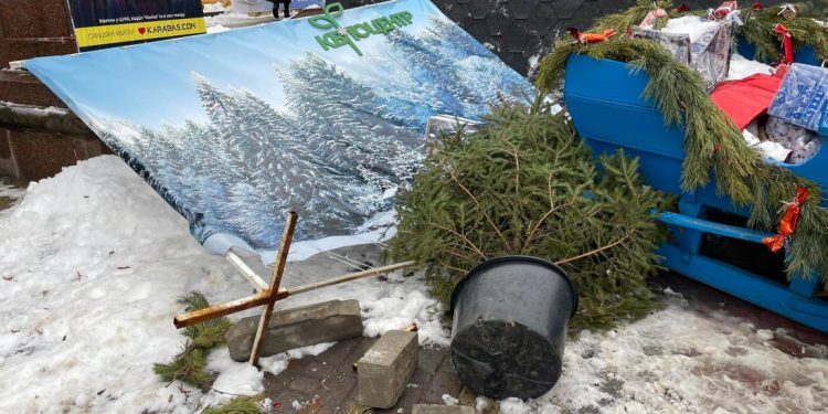 наробив шкоди