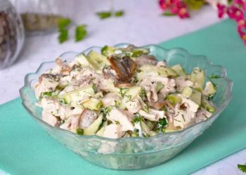 Салат з грибочків