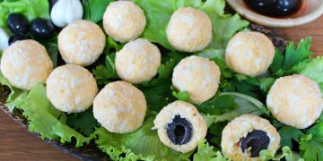 Сирні кульки з маслинами