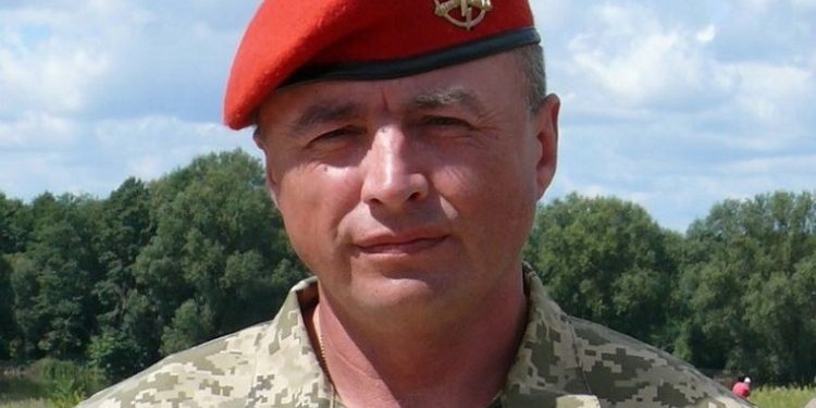 Ветеран з Тернопільщини продає свої нагороди, щоб допомогти армії