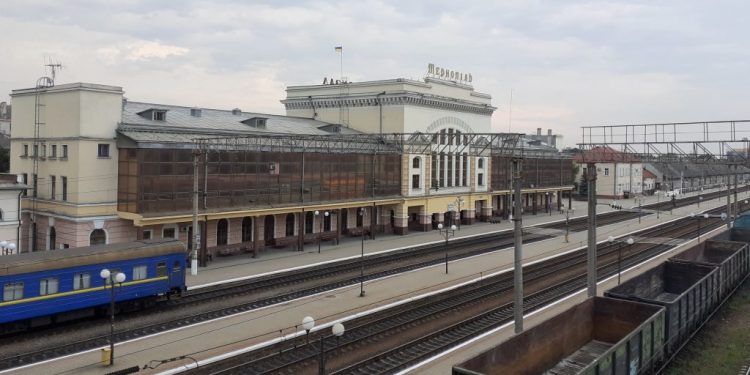 Дитина втекла з дому на Запоріжжі та подалася в Тернопіль