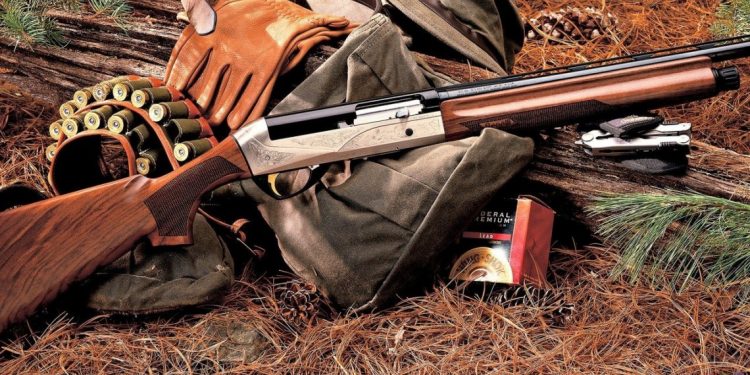 Житель Тернопільщини тримав вдома незаконний арсенал