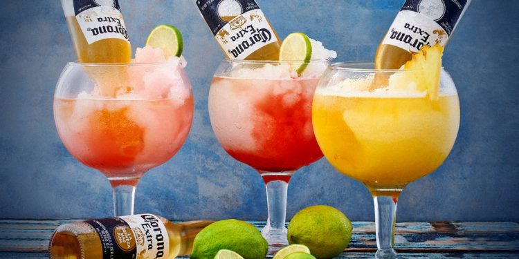 Леді з персиками: ламбік та ром – пивний коктейль