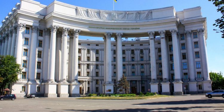 Заяви Лаврова щодо готовності до переговорів є спробою зупинити контрнаступ України – МЗС