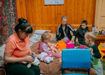 З небезпеки у відносну безпеку