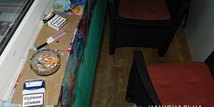 Прийшов, аби з’ясувати стосунки з нетверезим сусідом, а той вибіг з квартири з ножем у руці і завдав удару