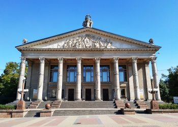 Відвідайте театр: у Тернополі стартував театральний сезон (відео)