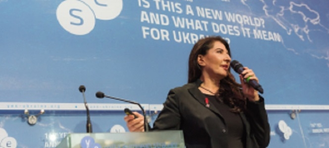 Політикам потрібно бачити…