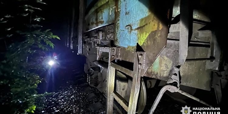 У Березовиці чоловіка збив потяг (відео)