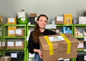 Волонтери благодійного фонду “Тернопіль” передали військовим медичні препарати