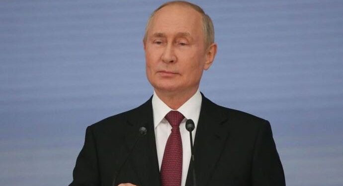 путін підписав укази про визнання “незалежності” Запорізької та Херсонської областей