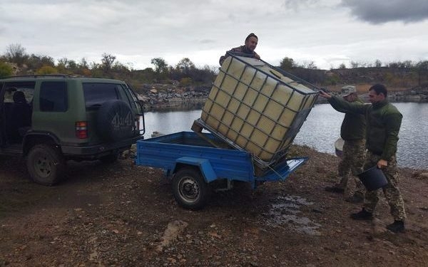 Захисники подякували мешканцям Трибіхівської громади і директору ТОВ “Бучачагрохлібпром” Казимиру Попілю
