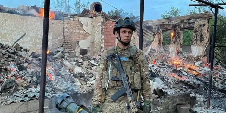 Син Ігоря Пелиха обороняє Донбас